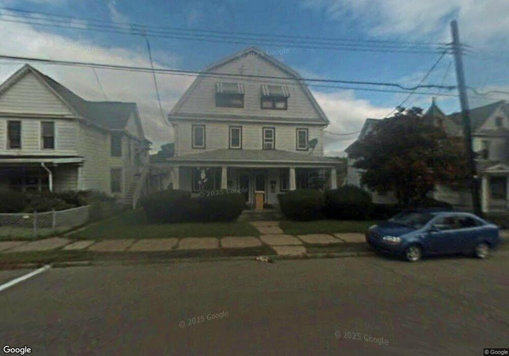 686 E Main St, Nanticoke, PA 18634 - photo 1