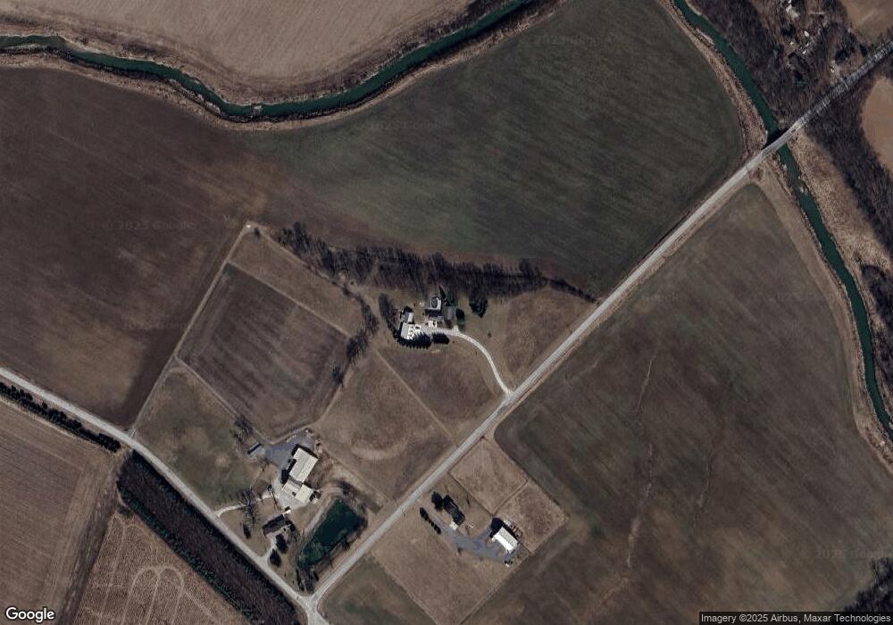 8250 N Mayne Rd, Roanoke, IN 46783 - photo 1