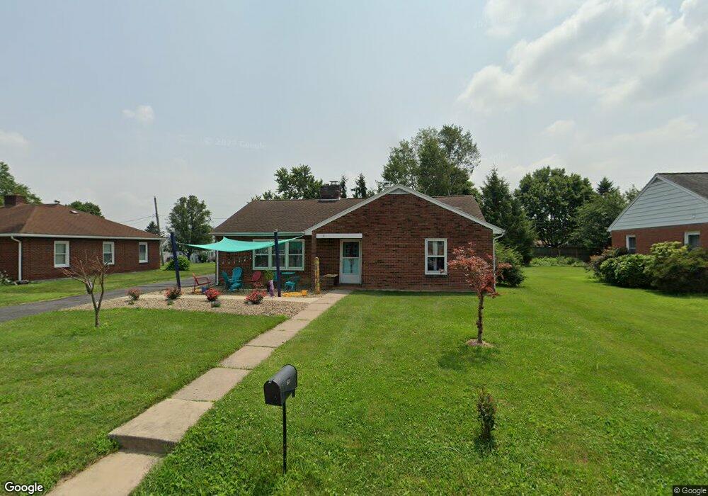 921 Saint Paul St, Lewisburg, PA 17837 - photo 1