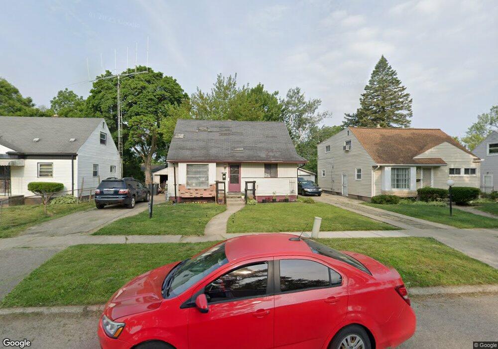 5313 Winthrop Blvd, Flint, MI 48505 - photo 1