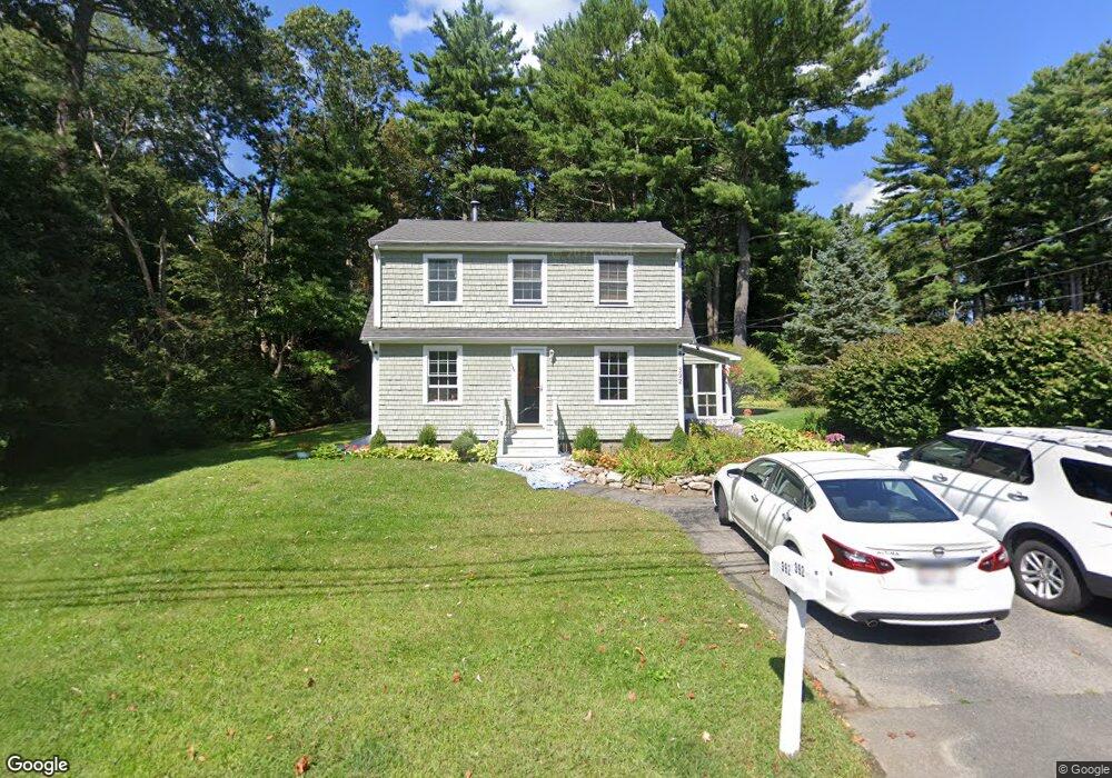 392 Forest St, Rockland, MA 02370 - photo 1