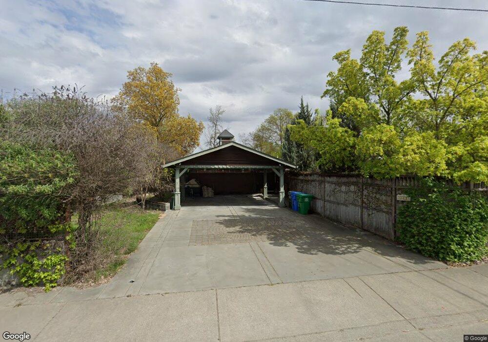 1625 Dowell Rd, Grants Pass, OR 97527 - photo 1