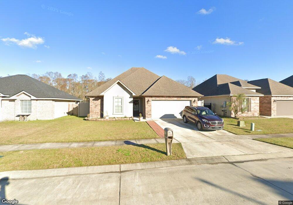 4452 Park Shore Dr, Marrero, LA 70072 - photo 1