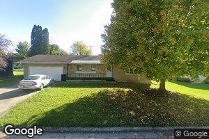 1207 Glenn St, Aplington, IA 50604