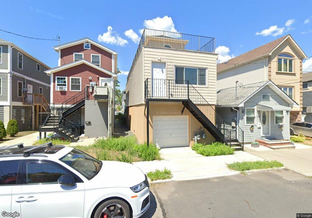 unlisted-address, Staten Island, NY 10306 - photo 1