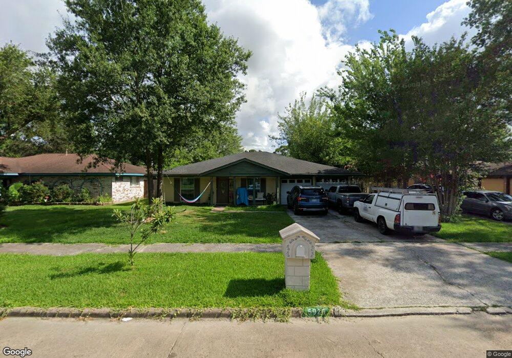 5926 Gum Grove Ln, Houston, TX 77088 - photo 1