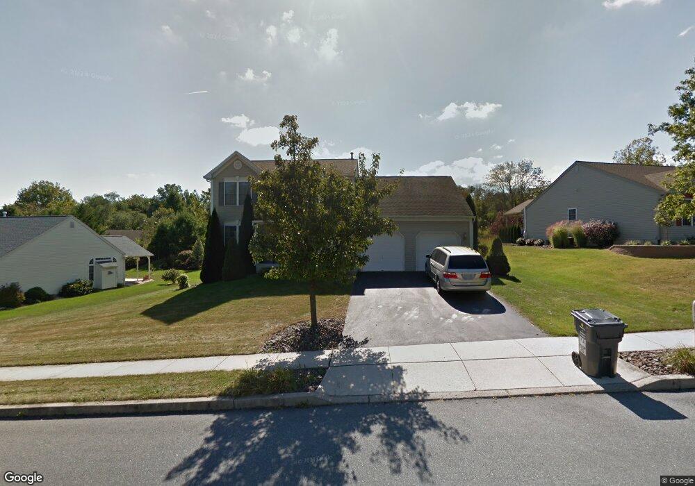 7 Bowes Ln, Reading, PA 19606 - photo 1