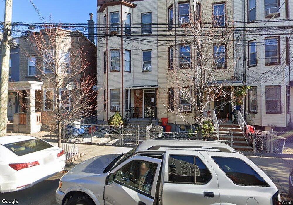 226 Maple St, Weehawken, NJ 07086 - photo 1