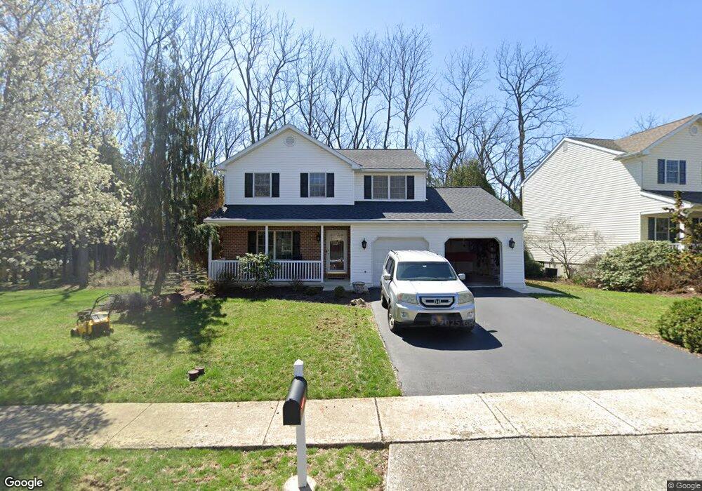 4250 Hunters Run Blvd, Reading, PA 19606 - photo 1