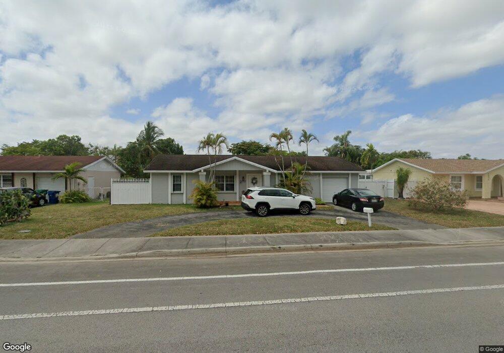 6712 SW 148th Ave, Miami, FL 33193 - photo 1