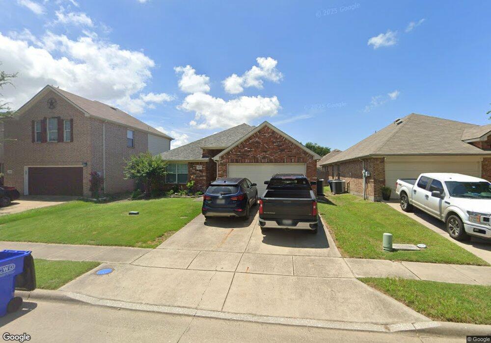 818 Bowie Dr, Lavon, TX 75166 - photo 1