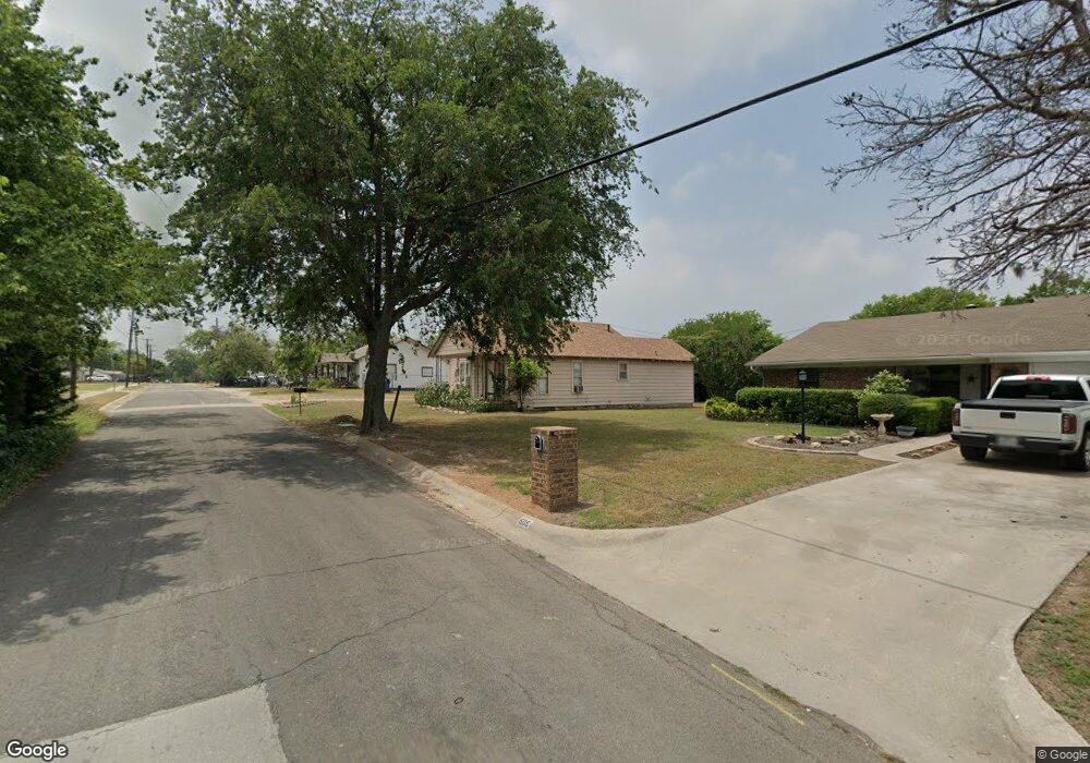 603 N Cowan St, Decatur, TX 76234 - photo 1