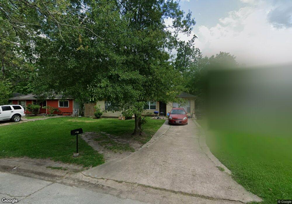 7402 Sterlingshire St, Houston, TX 77016 - photo 1