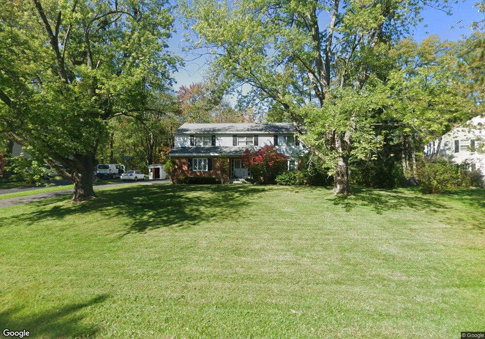 965 Avon Crest Blvd, Schenectady, NY 12309 - photo 1