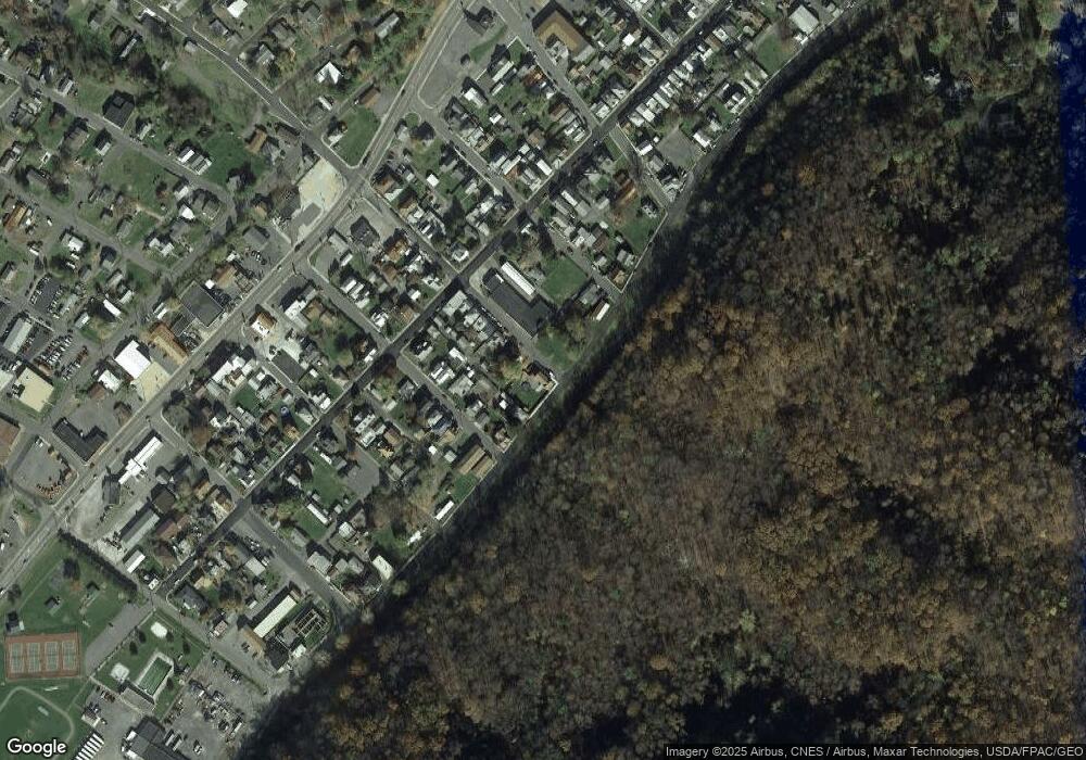 19 Chestnut St, Keyser, WV 26726 - photo 1