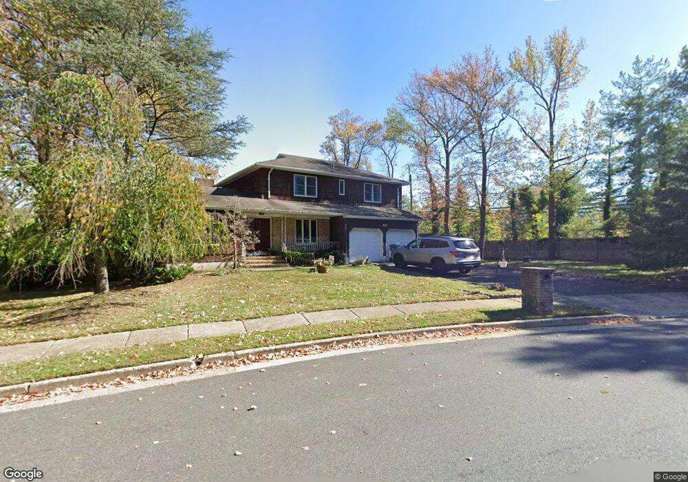 11 Wren Ct, Edison, NJ 08820 - photo 1