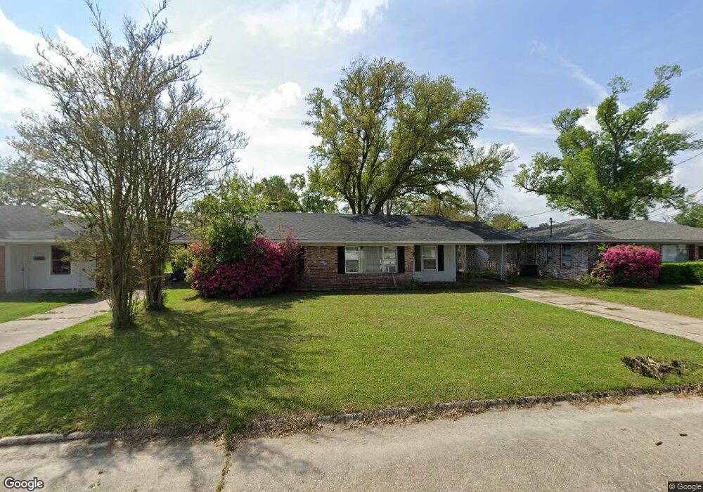 1212 N Elton Ct, Lake Charles, LA 70607 - photo 1