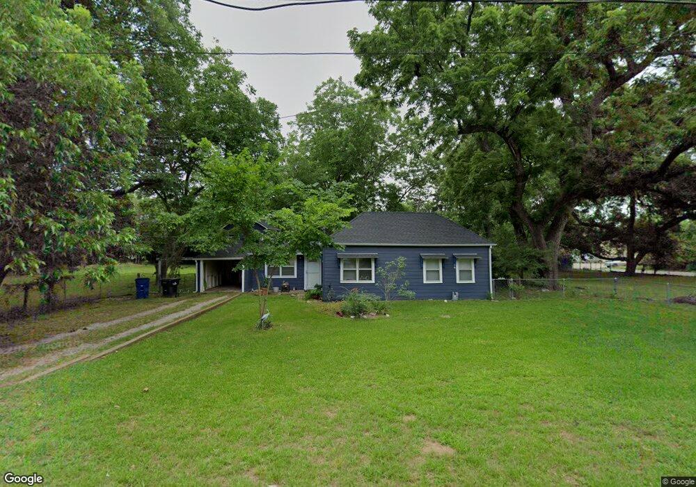 926 W Hanna St, Denison, TX 75020 - photo 1
