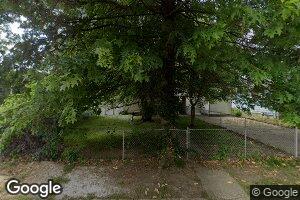 132 Center St, Poca, WV 25159