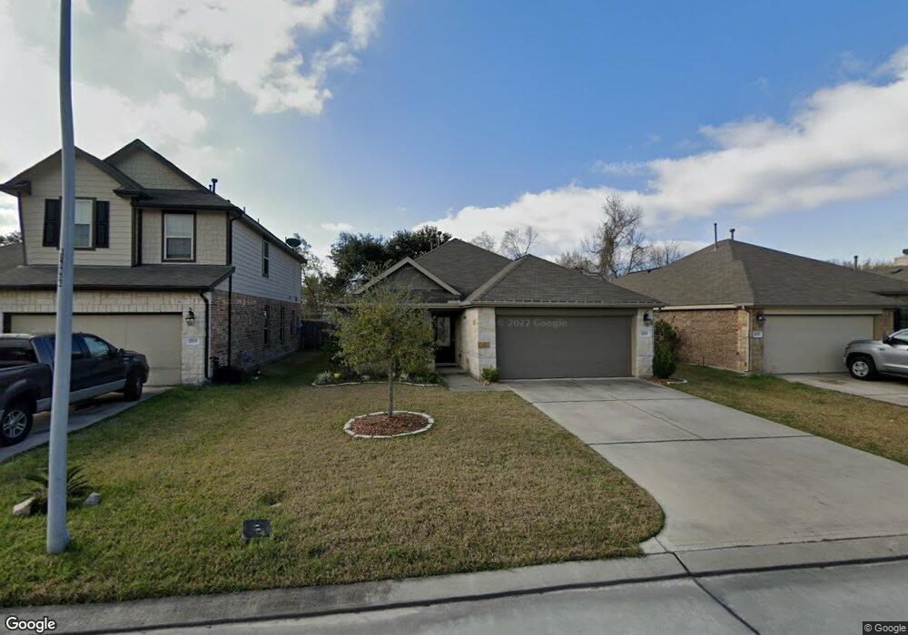 2719 Donellan Dr, Houston, TX 77088 - photo 1