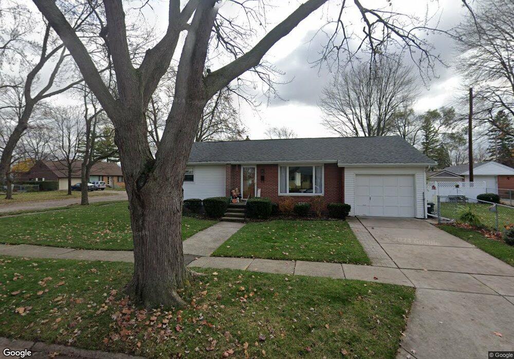 1706 Pine St, Port Huron, MI 48060 - photo 1