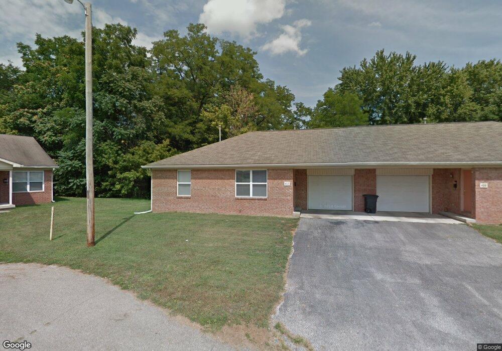 402 Westbridge Dr, Plainfield, IN 46168 - photo 1