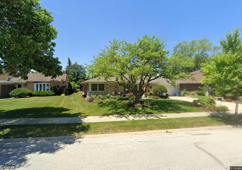 212 N Caroline Ave, Elmhurst, IL 60126 - photo 1