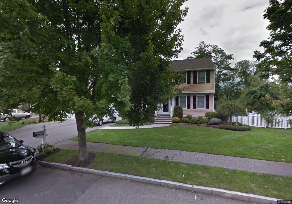 21 Tobey Ln, Wakefield, MA 01880 - photo 1