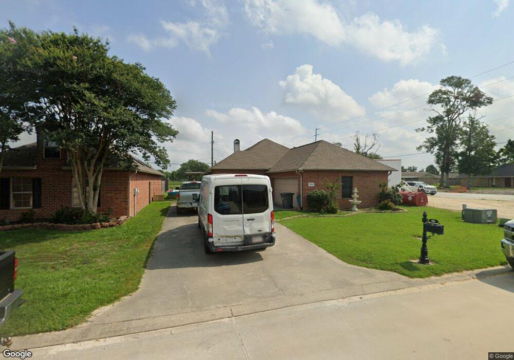 2806 N Locke Point Dr, Lake Charles, LA 70605 - photo 1