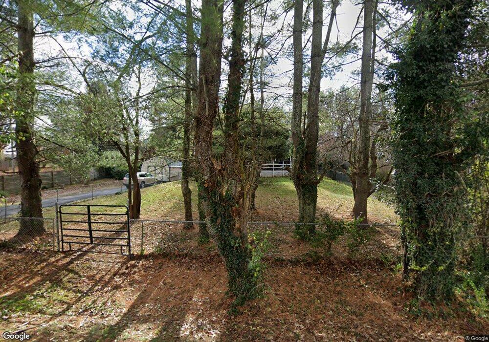 2310 Abbott Dr, Johnson City, TN 37601 - photo 1