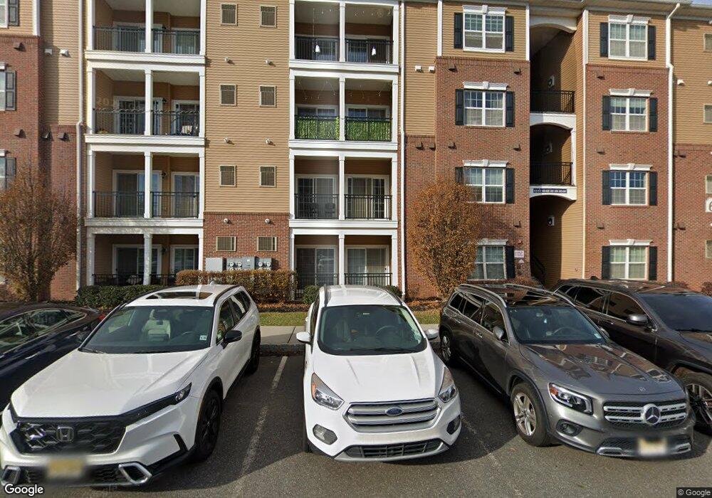 616 Strassle Way unit 616, South Plainfield, NJ 07080 - photo 1