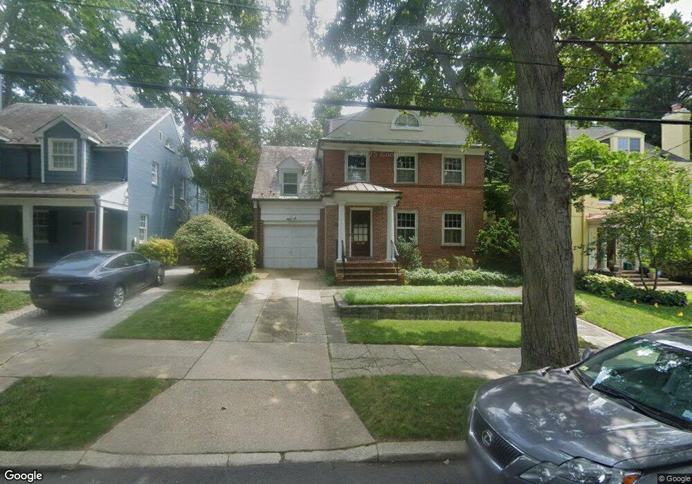 2813 31st St NW, Washington, DC 20008 - photo 1