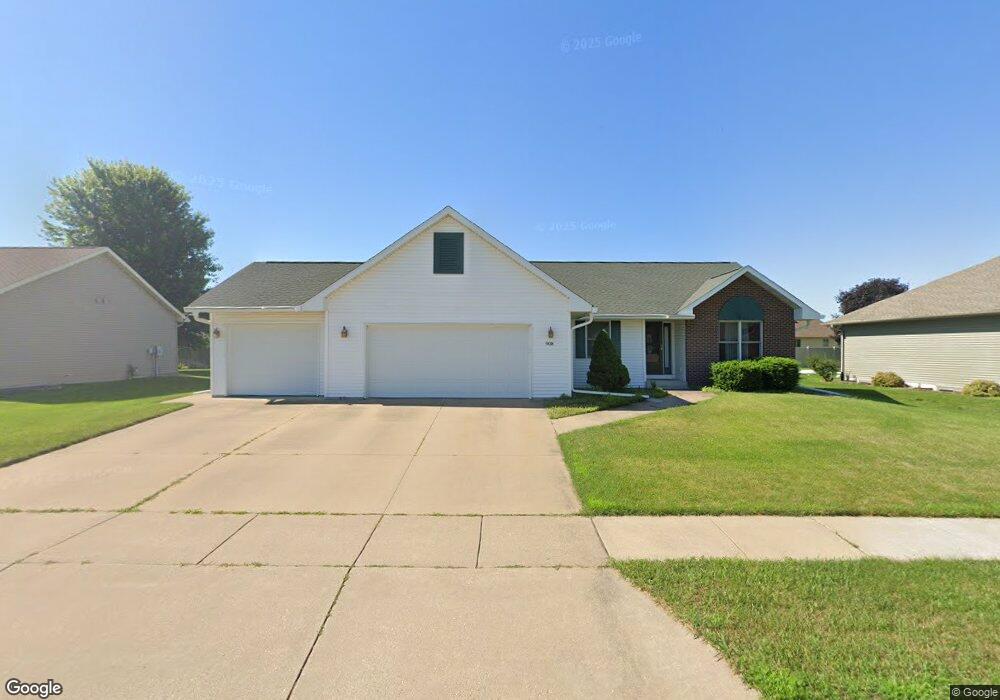 908 Saddlewood St, Holmen, WI 54636 - photo 1