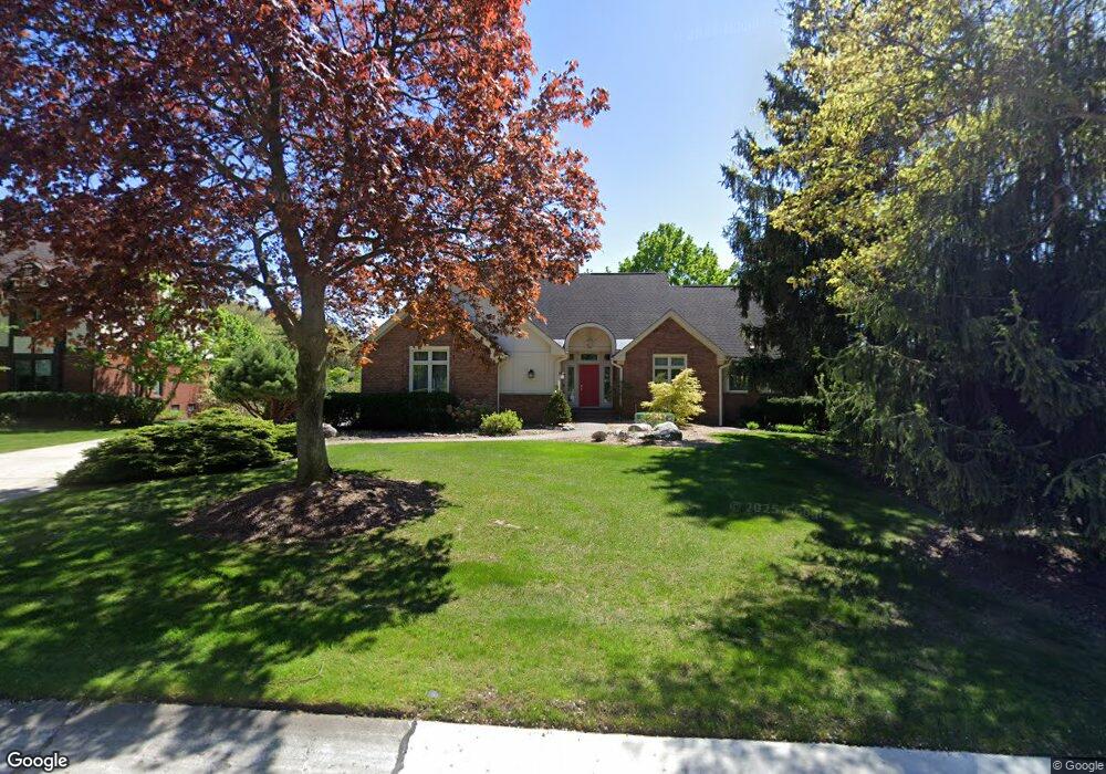 614 Foxhall Rd, Bloomfield Hills, MI 48304 - photo 1