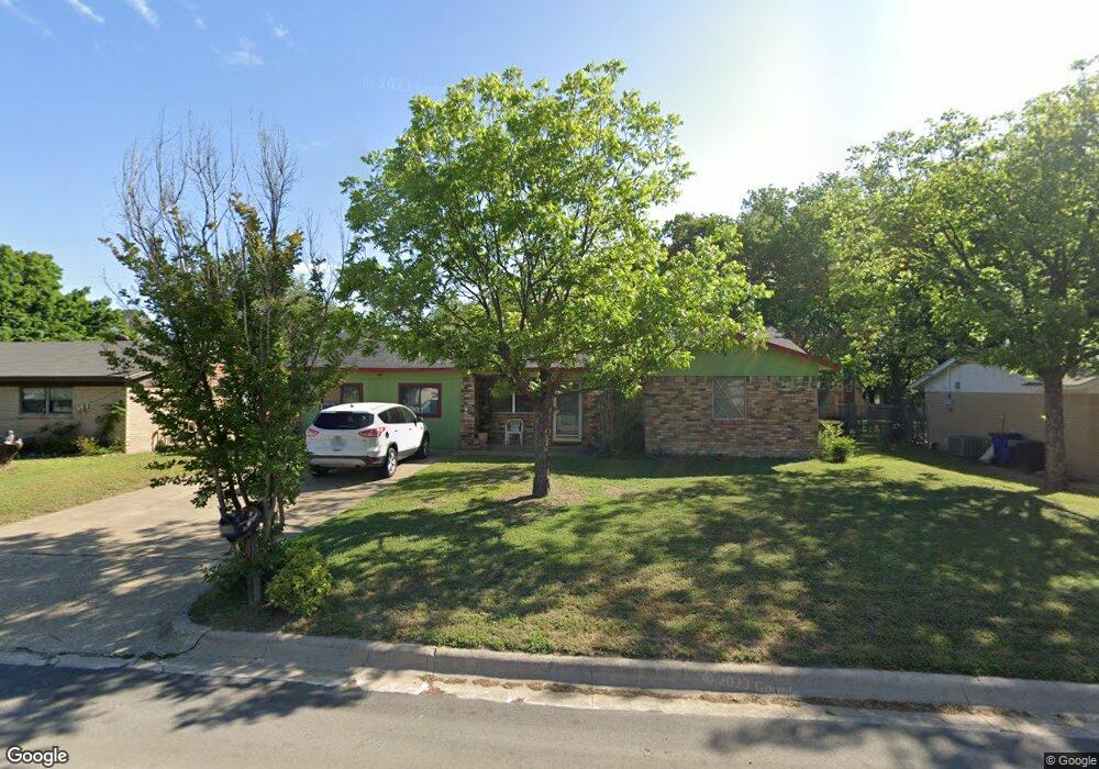 1025 Idlewood Ave, Azle, TX 76020 - photo 1