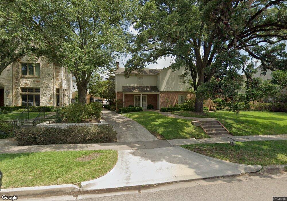 2110 Pine Valley Dr, Houston, TX 77019 - photo 1