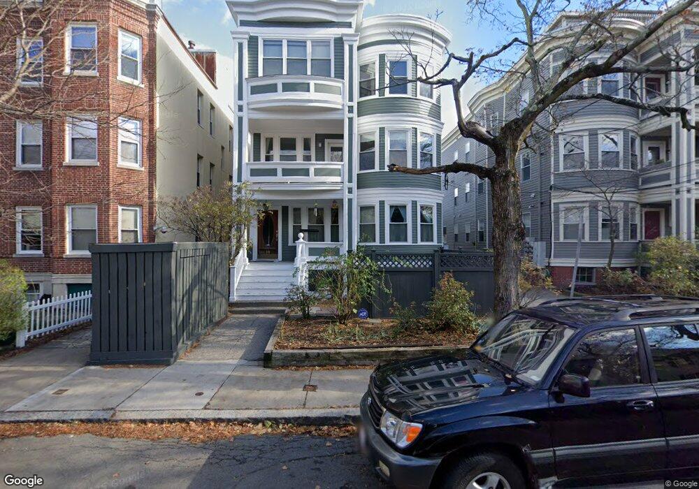 122 Trowbridge St unit 3, Cambridge, MA 02138 - photo 1