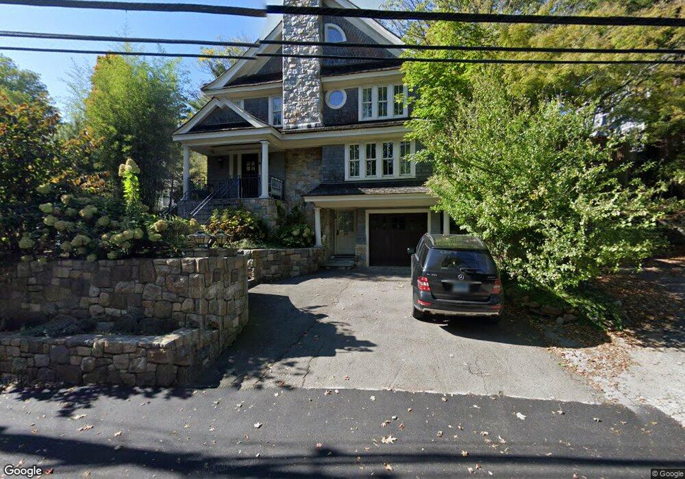 44 Laddins Rock Rd, Old Greenwich, CT 06870 - photo 1