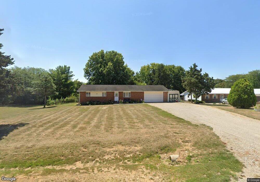 6729 Tarlton Rd, Circleville, OH 43113 - photo 1