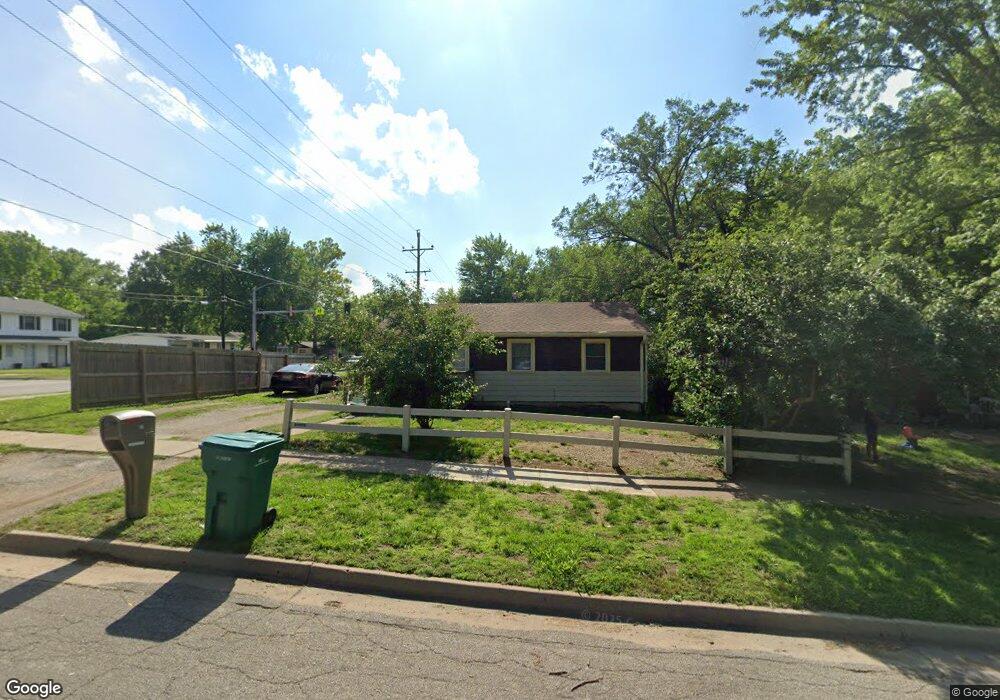 3627 SE Truman Ct, Topeka, KS 66605 - photo 1