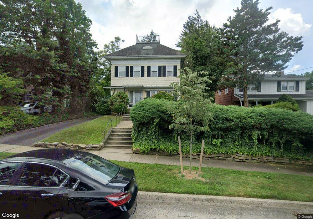 8 Murray Ave, Port Washington, NY 11050 - photo 1