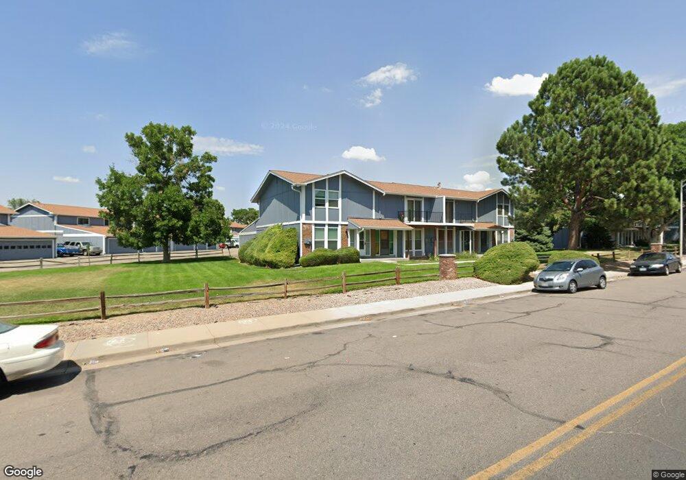 160 Oakland Ct, Aurora, CO 80011 - photo 1