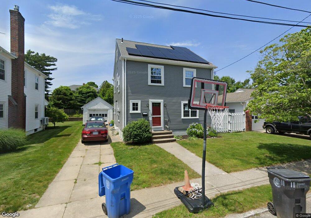 11 Alhambra Cir, Cranston, RI 02905 - photo 1