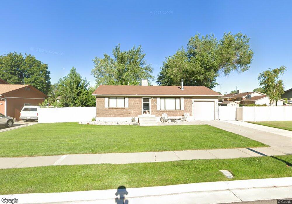 7602 Casa Morena Cir, Midvale, UT 84047 - photo 1