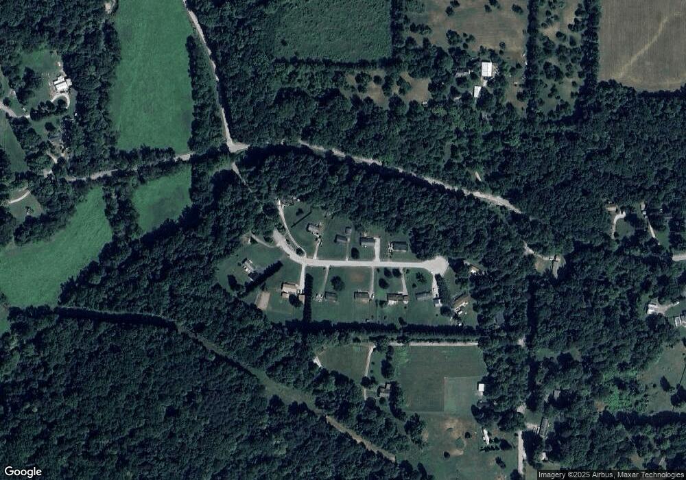 8434 Indian Bluff Rd NE, Georgetown, IN 47122 - photo 1