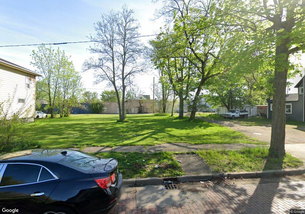 1026 S 2nd St, Elkhart, IN 46516 - photo 1