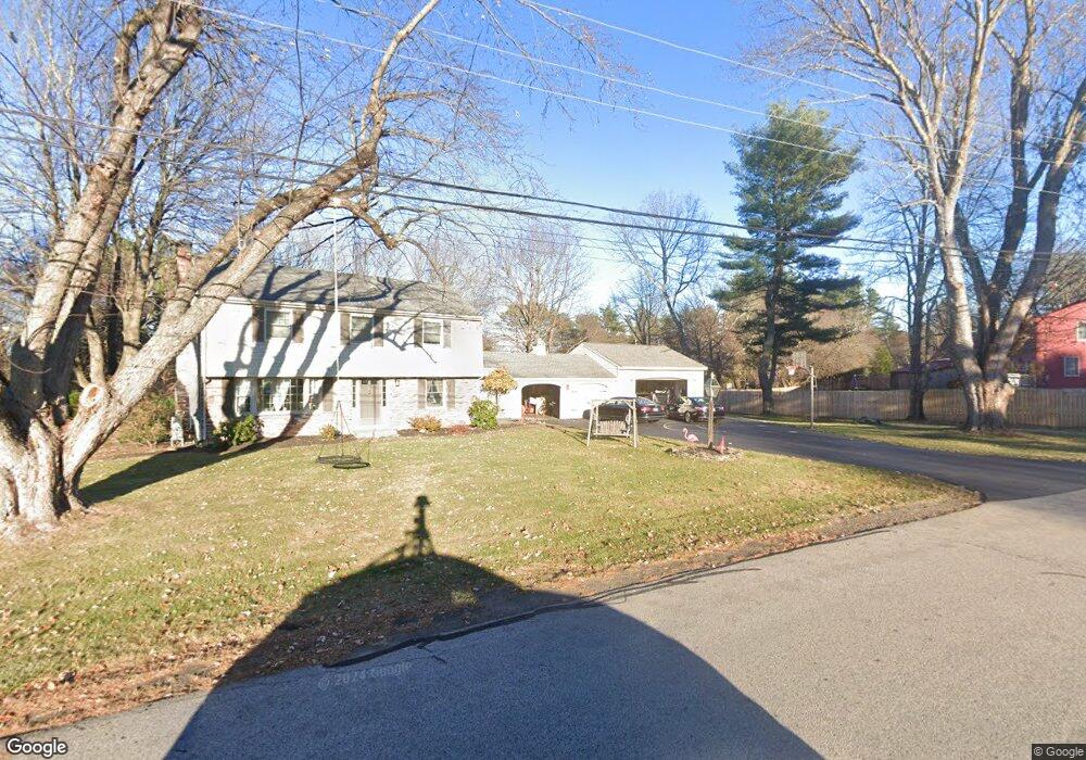 13 Williams Cir, Stratham, NH 03885 - photo 1