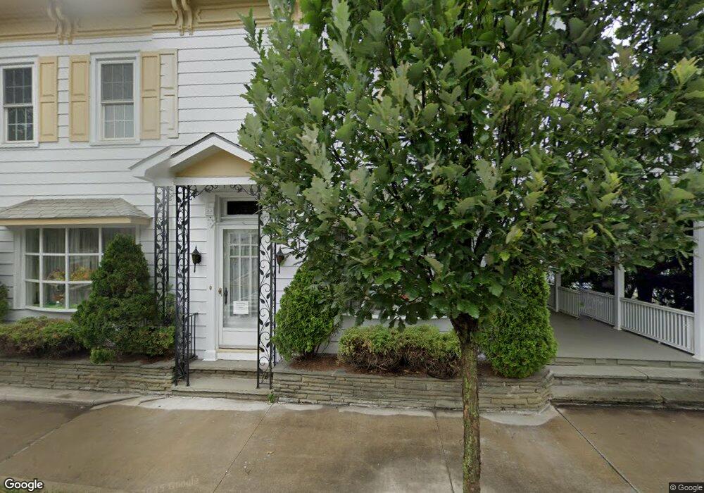 638 Chestnut St, Mifflinburg, PA 17844 - photo 1