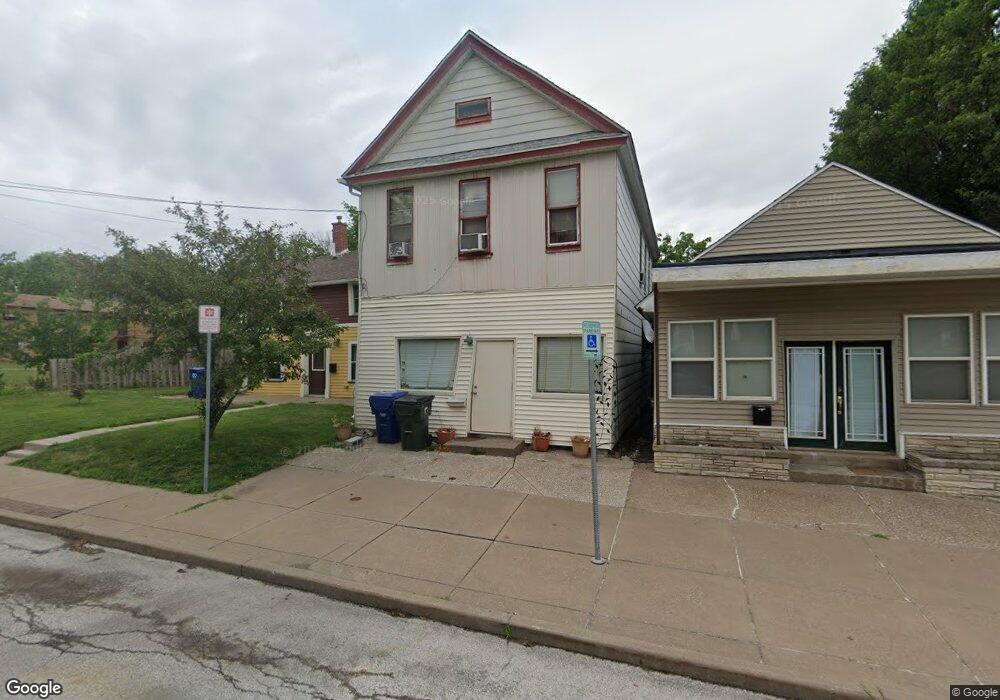 1328 E 12th St, Davenport, IA 52803 - photo 1