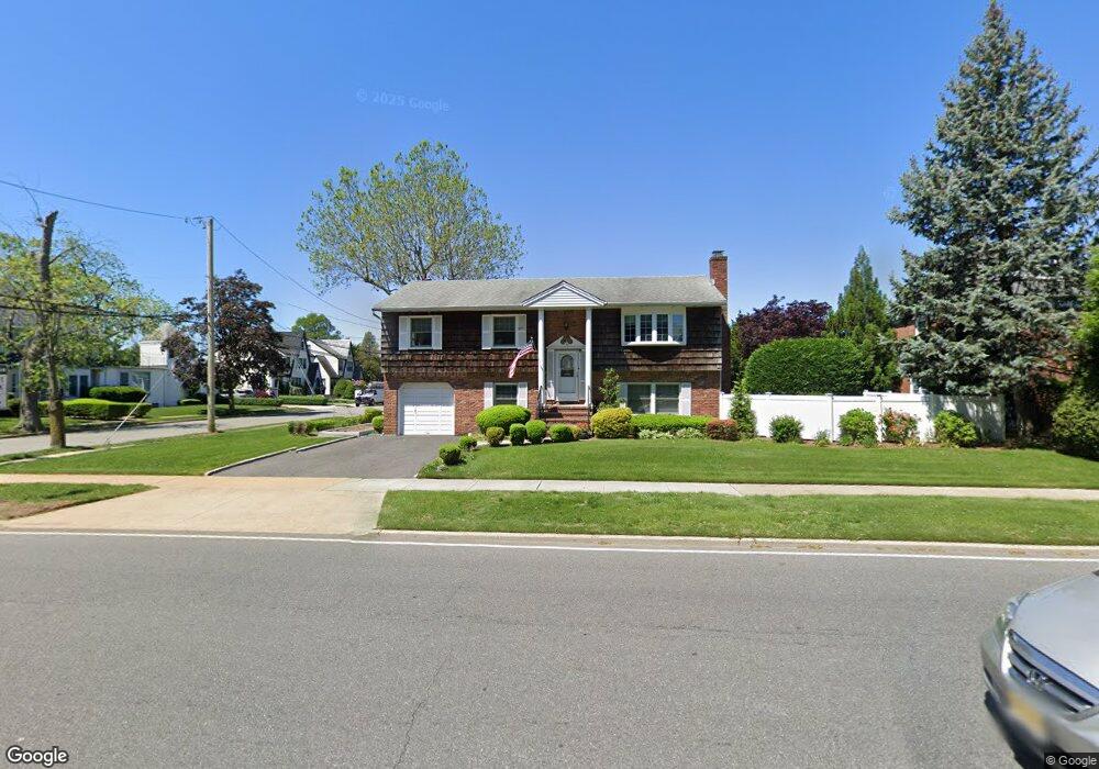 21 Westminster Rd, West Hempstead, NY 11552 - photo 1